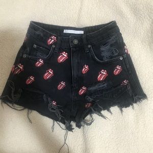 Rolling stone shorts